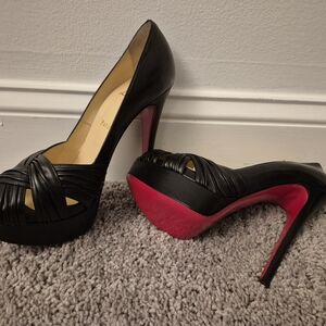 Christian Louboutin Aborina Peep-Toe.